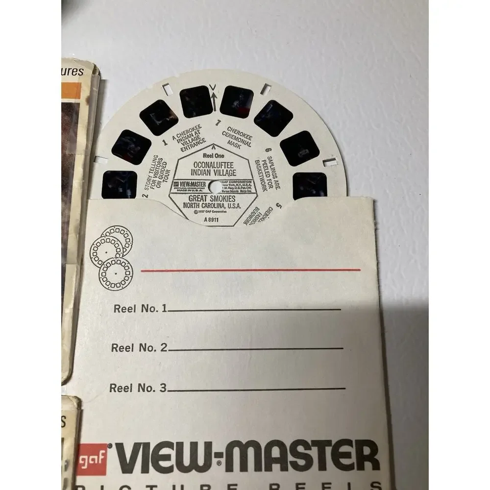 View-Master Vintage 1950 Viewer w/ Bible Story & Many Packages Of Reels Sleeves